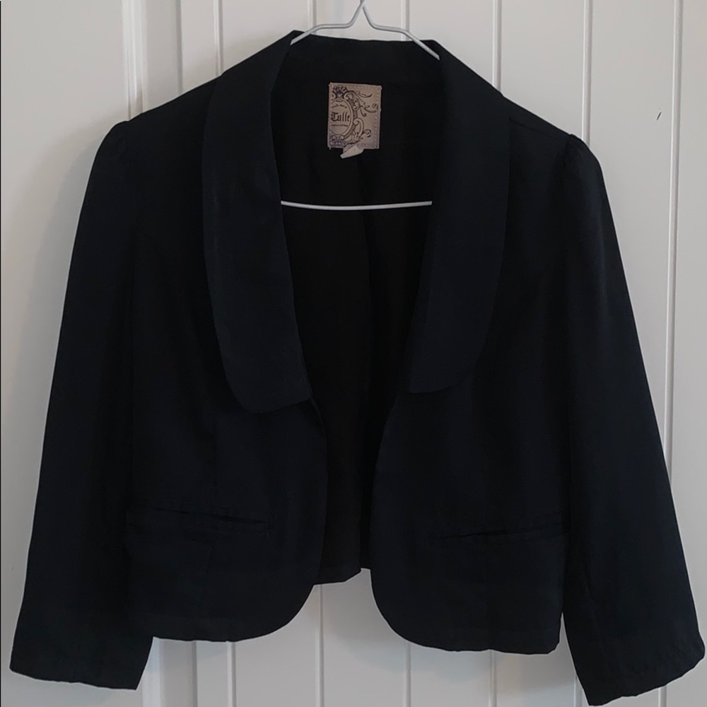🏷 2/$5, 3/$7, 4/$9-Tulle 3/4 sleeve blazer